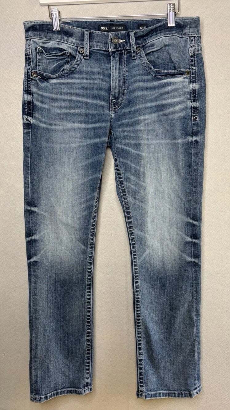 BKE Men's Jake Straight 32x30 Durable Denim Cowboy Buckle